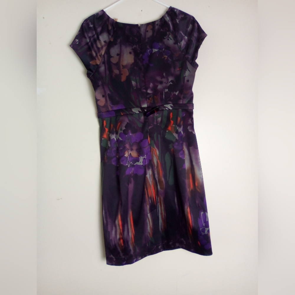 TAHARI Purple Patterned Dress SIZE 6 - Picture 8 of 8